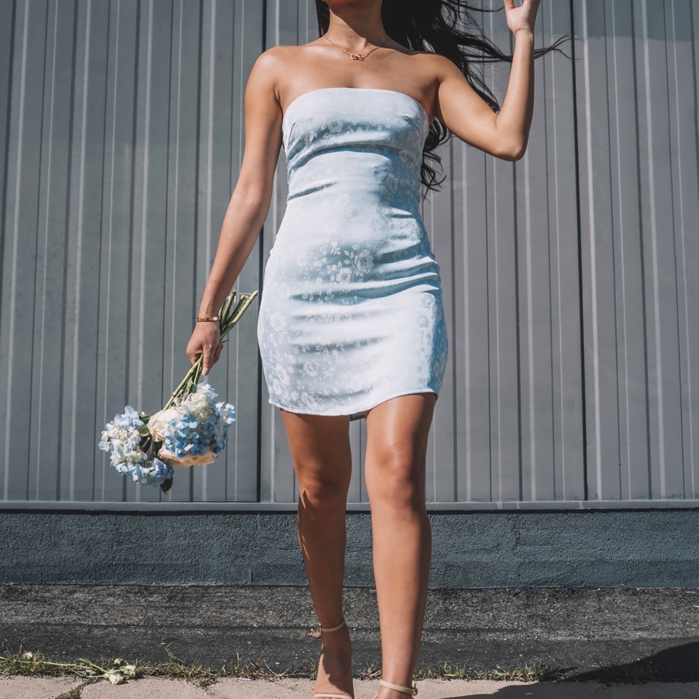 Princess Polly Strapless Dress in Light Blue Floral